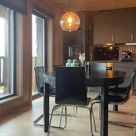Apartment 3 Bedroom Stunning In